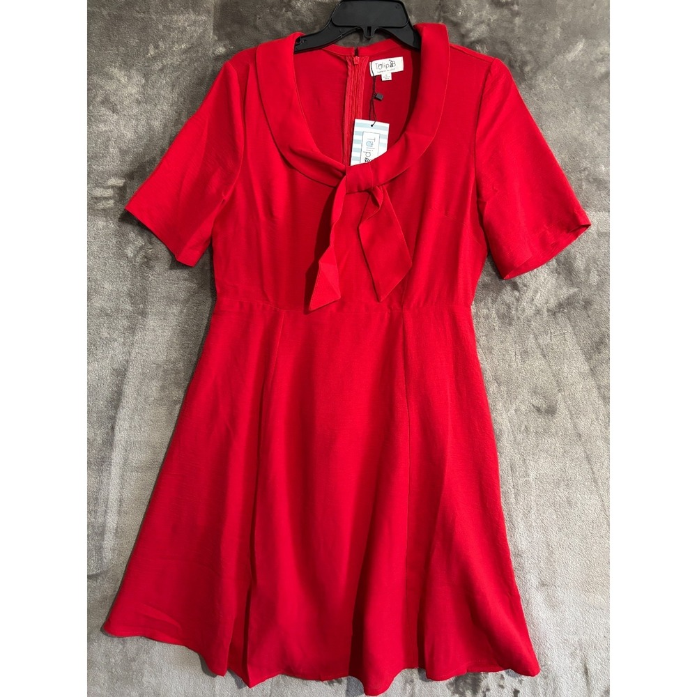Tulip B Fit Flare Dress Womens Medium Red Bow Neck Short Sleeve NWT - Picture 2 of 12